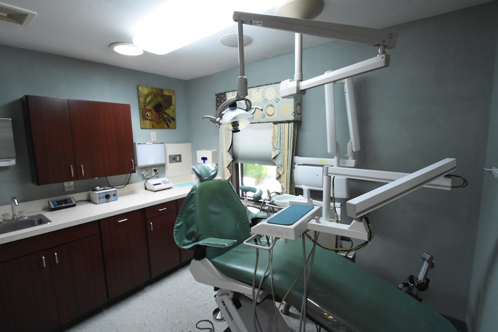Dentil Room
